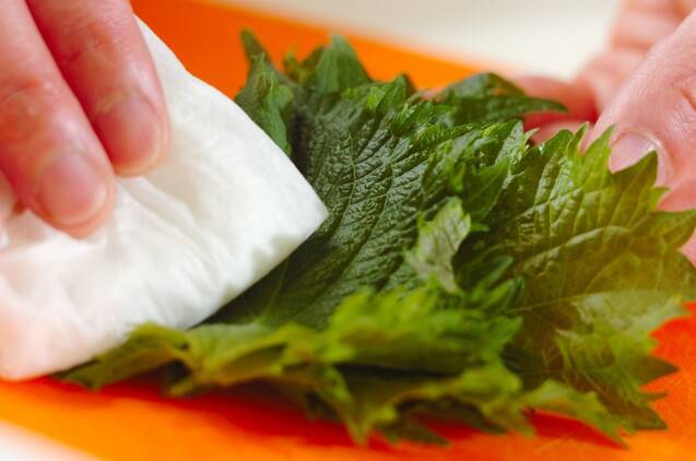 絶品！ジェノベーゼパスタ 生ハムと大葉で手軽に by伊藤 けいこさんの作り方の手順1