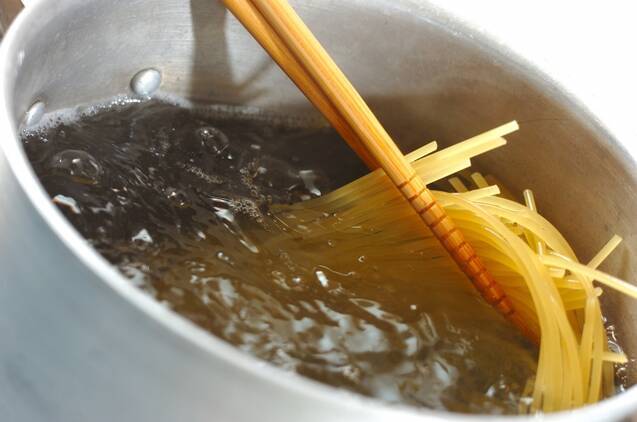 絶品！ジェノベーゼパスタ 生ハムと大葉で手軽に by伊藤 けいこさんの作り方の手順2