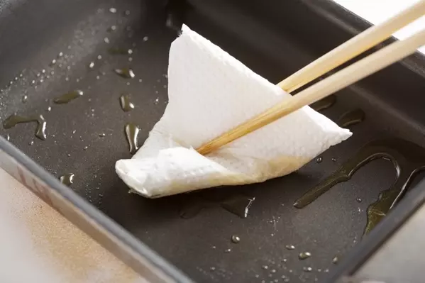 お弁当のおかずに！くるくる海苔卵焼き by みずかさんの作り方2