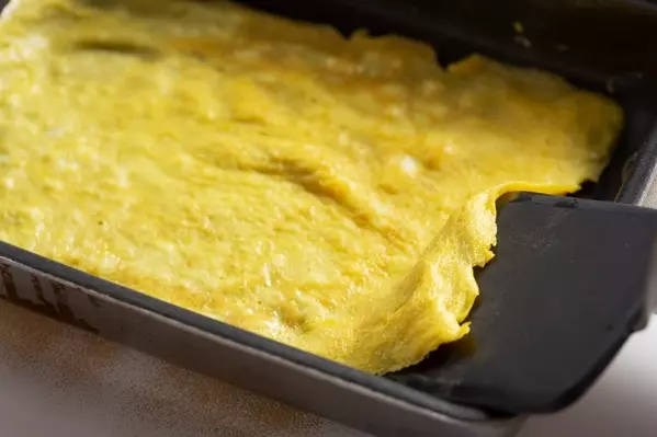 お弁当のおかずに！くるくる海苔卵焼き by みずかさんの作り方4