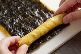 お弁当のおかずに！くるくる海苔卵焼き by みずかさんの作り方6