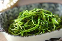 簡単で栄養たっぷり！豆苗のナムル by 倉田　沙也加さん