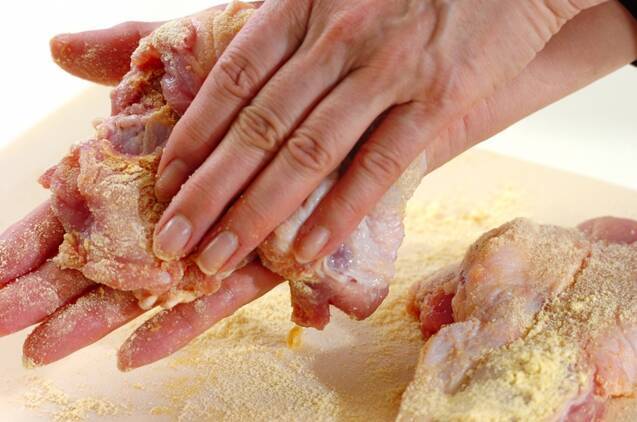 コンポタチキンソテーの作り方の手順2