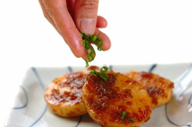 長芋の梅バターソテーの作り方の手順4