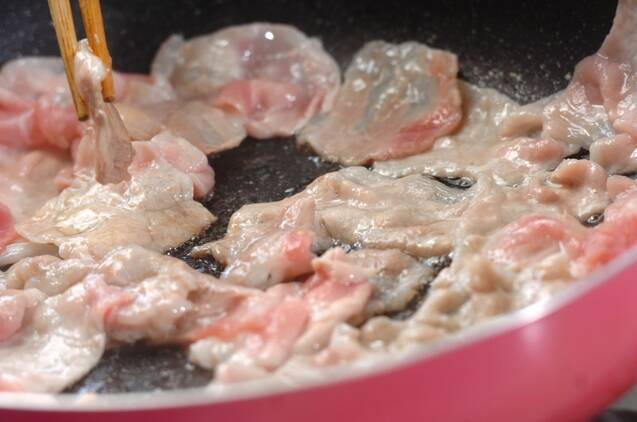 簡単豚肉とキャベツの炒め物の作り方の手順3