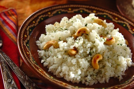 ガーリックナッツご飯