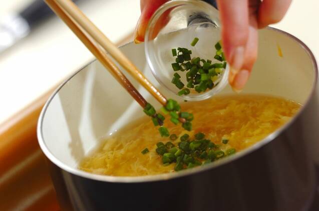 ごま油香る！トロトロ中華卵スープの作り方の手順2