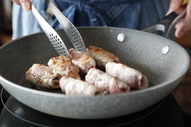 豚肉とプルーンのバルサミコソテーの作り方の手順3