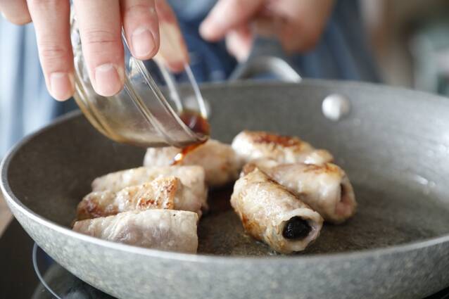 豚肉とプルーンのバルサミコソテーの作り方の手順4