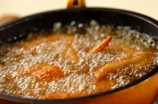 鶏手羽先のリンゴ煮込みの作り方の手順5