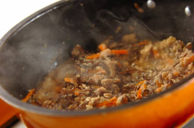 おからとキクラゲの煮物の作り方の手順3