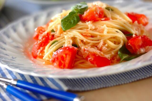 美味しそうなトマトと貝柱の冷製パスタ・スパゲッティー