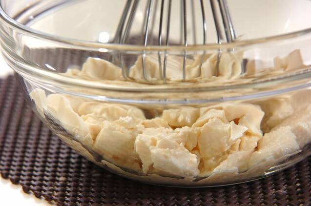 簡単朝ごはん！豆腐パンケーキとレンジで時短卵料理 by金丸 利恵さんの作り方の手順1