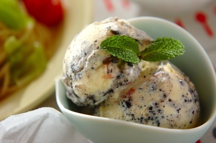 クッキーの混ぜまぜアイス