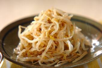 電子レンジで速攻副菜！無限もやしナムル by 野口 ゆかさん