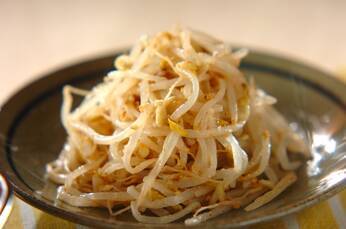 電子レンジで速攻副菜！無限もやしナムル by 野口 ゆかさん