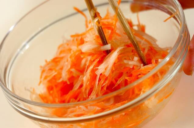 スモークサーモンのピンチョスの作り方の手順2