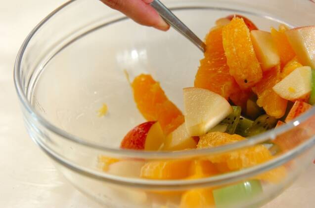 たっぷりフルーツヨーグルトの作り方の手順4