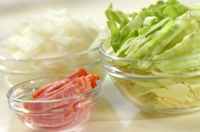 野菜のレンチンスープの作り方の手順1