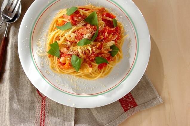 トマトとベーコンのスパゲティー