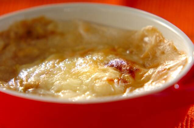 クセになる！餅と白ネギのバターじょうゆグラタン