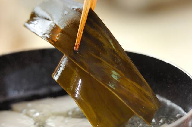 大根の煮物 飽きないおいしさ 大量消費にも by鎌倉 裕子さんの作り方の手順2