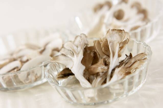 色々キノコのパスタの作り方の手順1