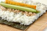 サラダ巻き寿司イクラのせの作り方1