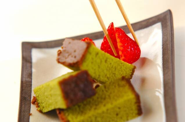 カステラのクリーム添えの作り方の手順4