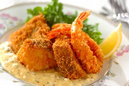 エビとタラのフライ　自家製マヨのタルタルソース