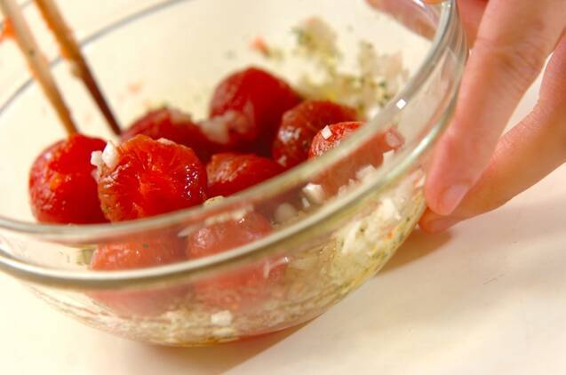 プチトマトのバジルマリネの作り方の手順5