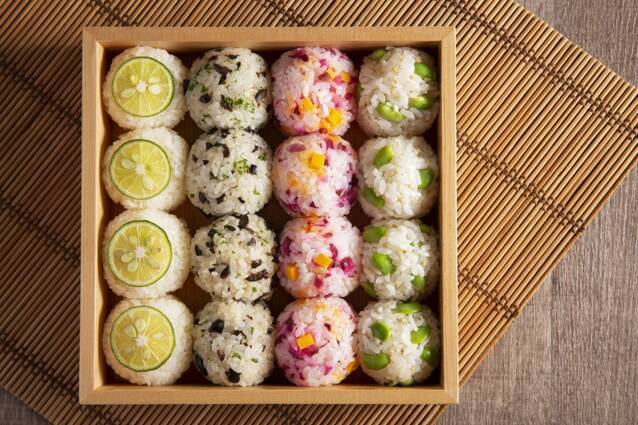 ４種のカラフルまん丸おにぎり