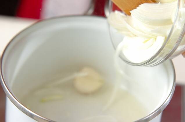 手羽元の赤ワイン煮込みの作り方の手順5