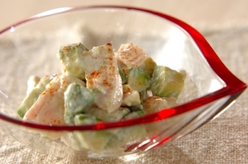 サラダチキンのヨーグルト和え