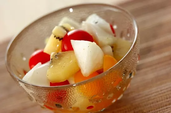 カルダモン風味のスイーツピクルス 副菜 レシピ 作り方 E レシピ 料理のプロが作る簡単レシピ