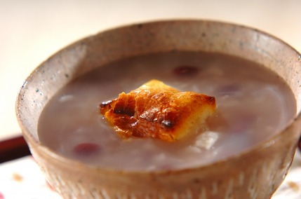 餅入り小豆がゆ