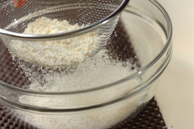 しっとり濃厚！ベイクドチーズケーキのタルトの作り方の手順2