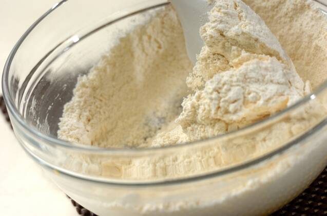 しっとり濃厚！ベイクドチーズケーキのタルトの作り方の手順4