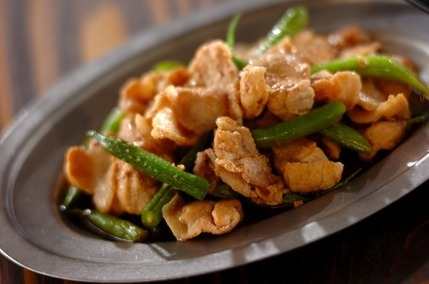 豚肉とサヤインゲンの炒め煮