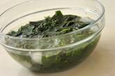 ネバネバやみつき！ モロヘイヤのおひたし  by崎野 晴子さんの作り方2