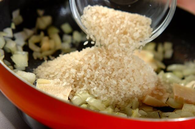 菜の花とタケノコの和風パエリアの献立の作り方の手順6