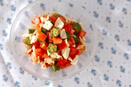 トマトとオクラのコールスロー