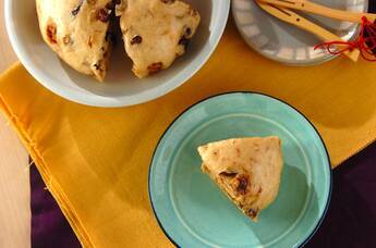 クルミと黒糖の大きな蒸しパン