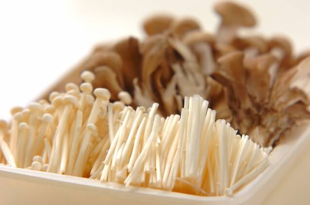 焼きキノコのマリネの作り方の手順1