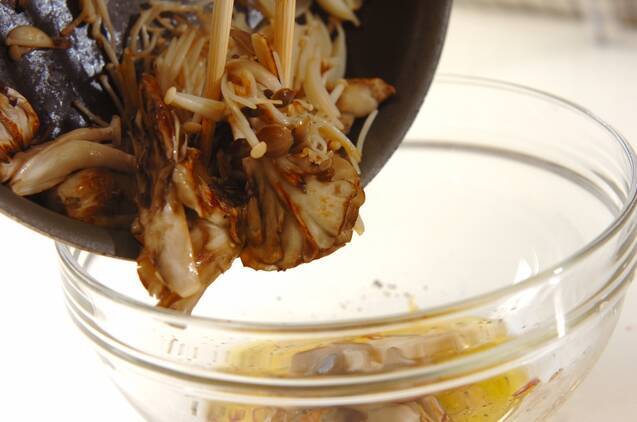 焼きキノコのマリネの作り方の手順3