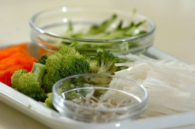 たっぷりゆで野菜サラダの作り方の手順1