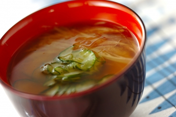 胡瓜の味噌汁