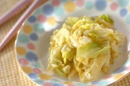 キャベツのアンチョビソテー