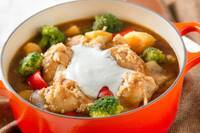 塩麹で柔らか！ヨーグルトカレー鍋