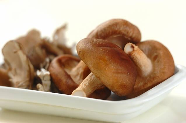 キノコの天ぷらの作り方の手順1